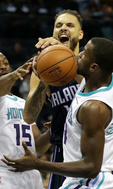 Walker scores 29 in return, Hornets top Magic 104-94 (Dec 04, 2017)